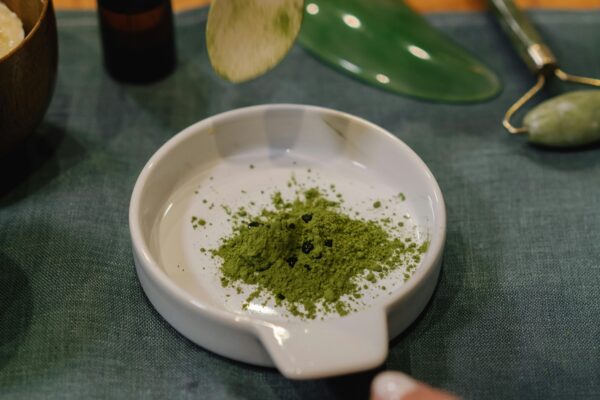 natural home remedies to treat pimples